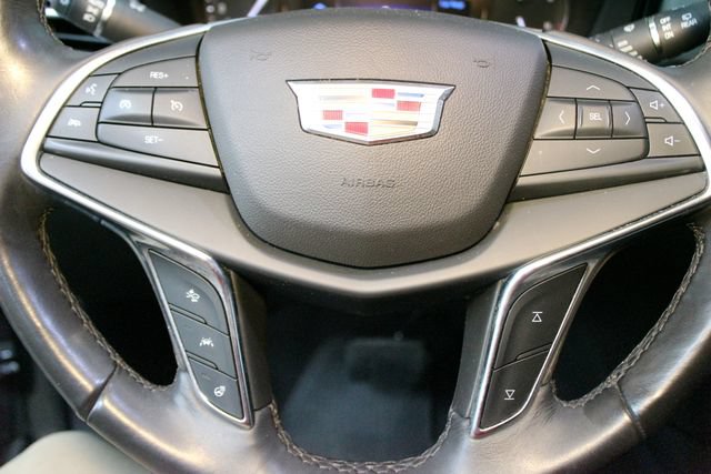 Used 2018 Cadillac XT5 Luxury w/ Driver Awareness Package AWD/4WD image 22