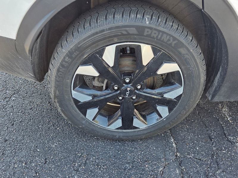 Used 2023 Kia Sportage X-Line w/ X-Line Premium Package AWD/4WD image 9
