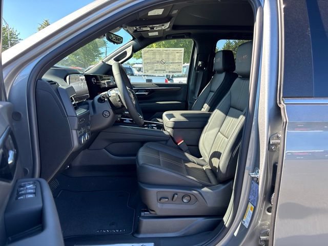 New 2026 Chevrolet Suburban High Country w/ Sun And Tow Package AWD/4WD image 9