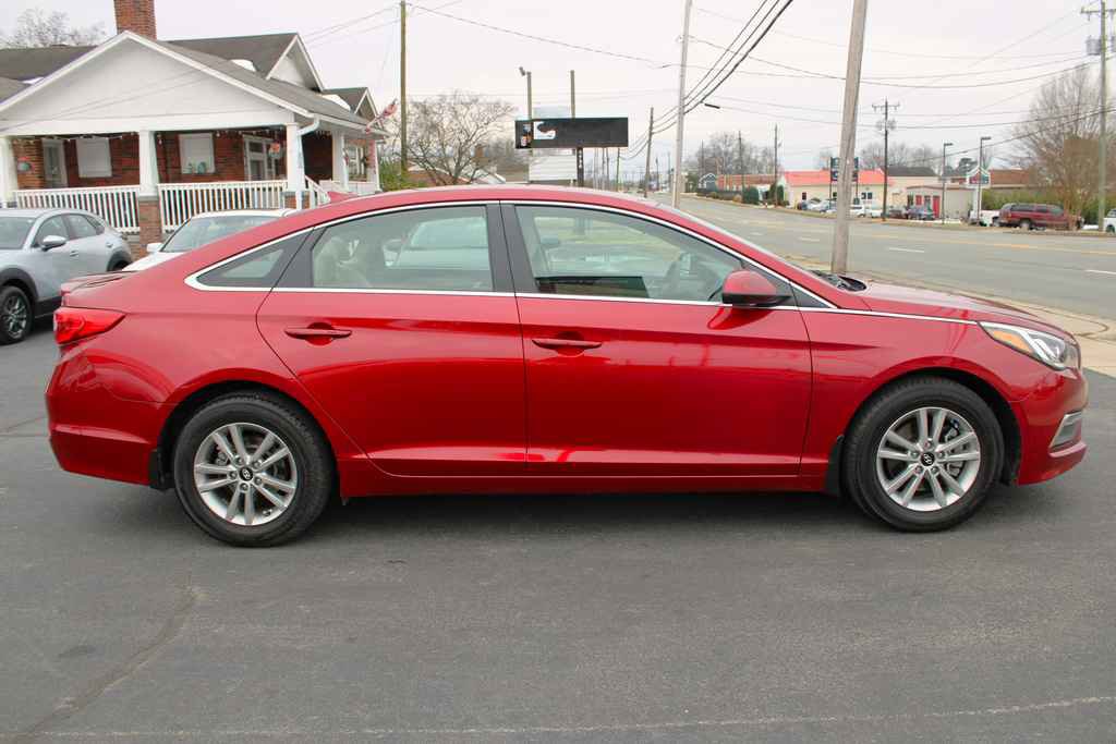 Used 2015 Hyundai Sonata SE w/ Option Group 09 image 5