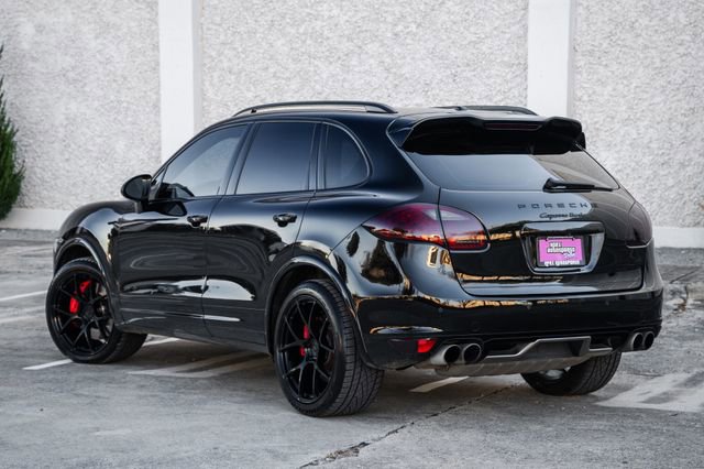 Used 2013 Porsche Cayenne Turbo image 50