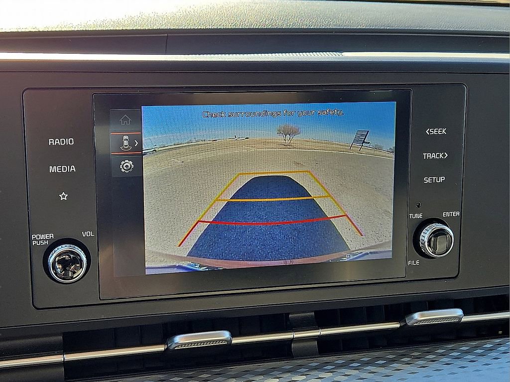 Used 2024 Kia Carnival LX image 26