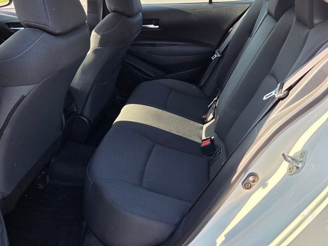 Used 2021 Toyota Corolla LE image 10
