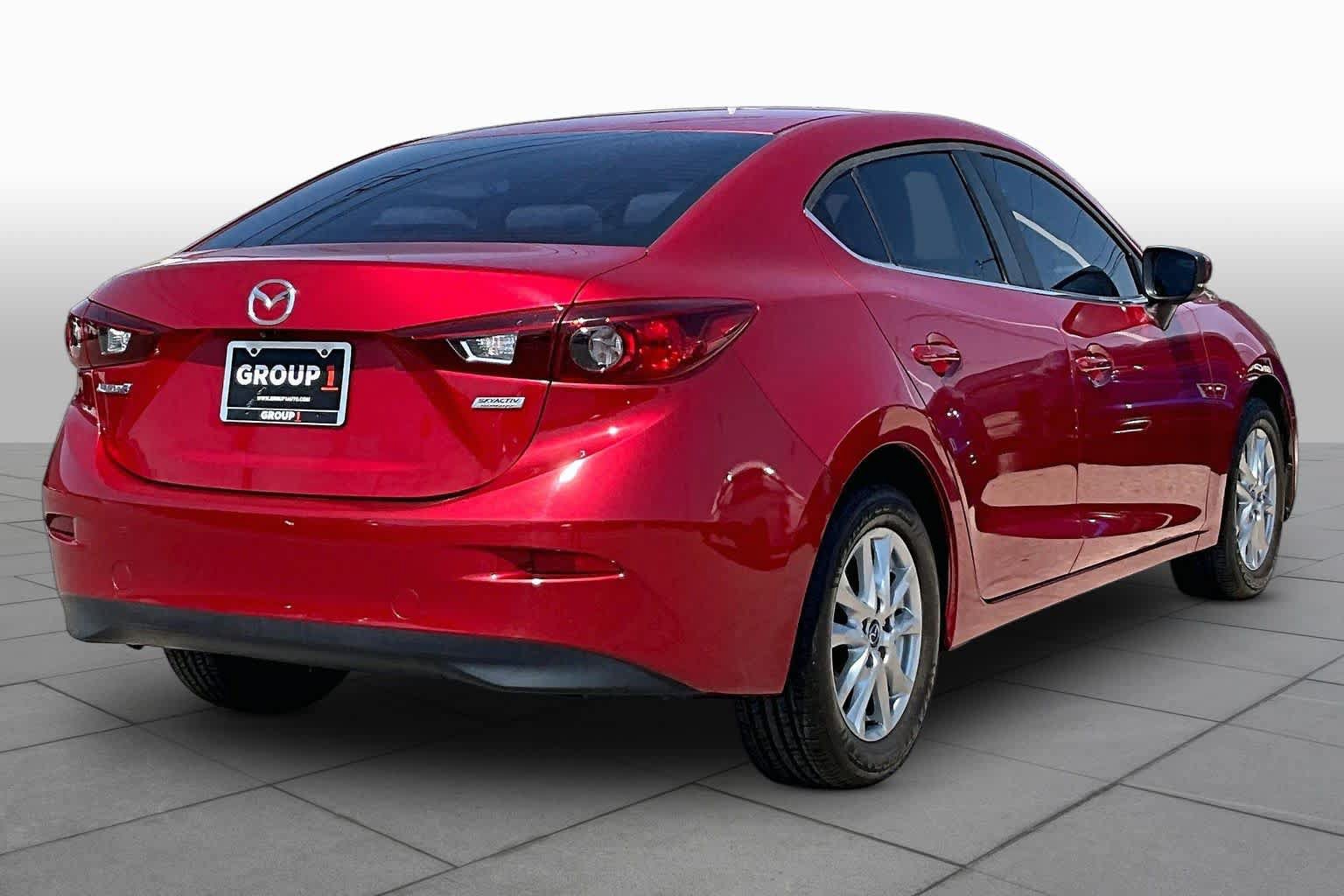 Used 2018 MAZDA MAZDA3 Sport w/ Preferred Equipment Package FWD image 13