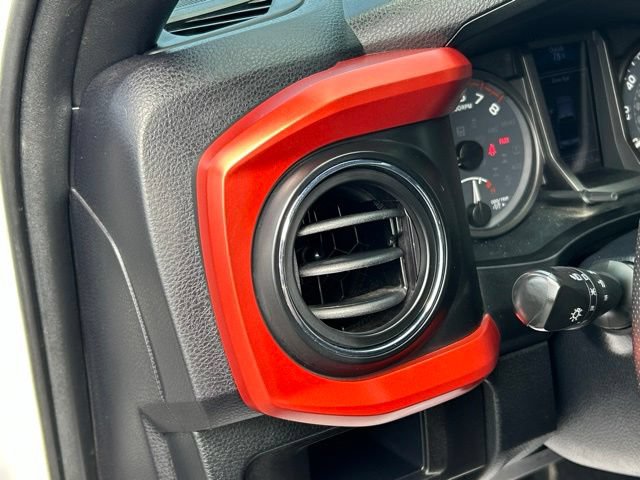 Used 2019 Toyota Tacoma TRD Off-Road AWD/4WD image 28