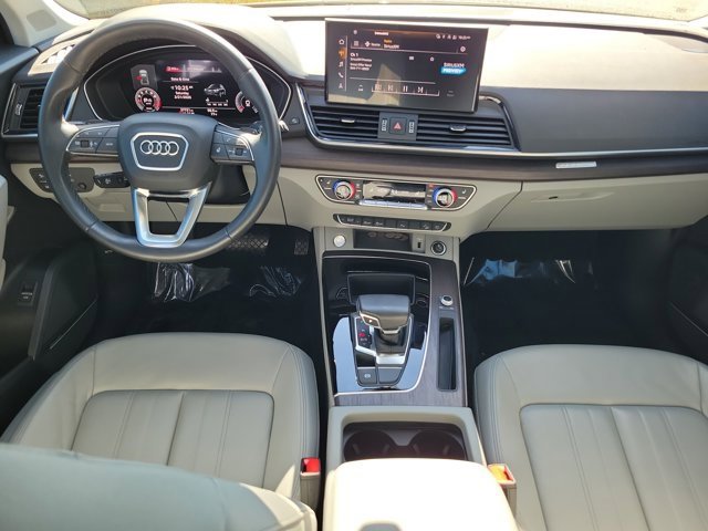 Used 2023 Audi Q5 2.0T Premium Plus image 2