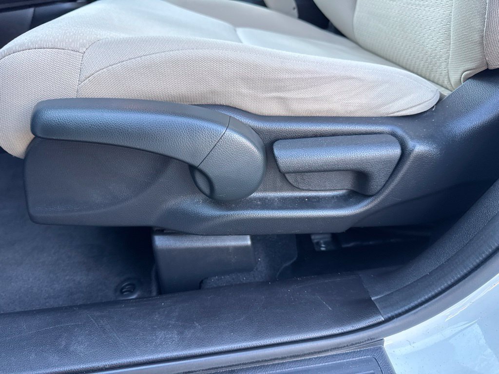 Used 2016 Honda CR-V LX image 14