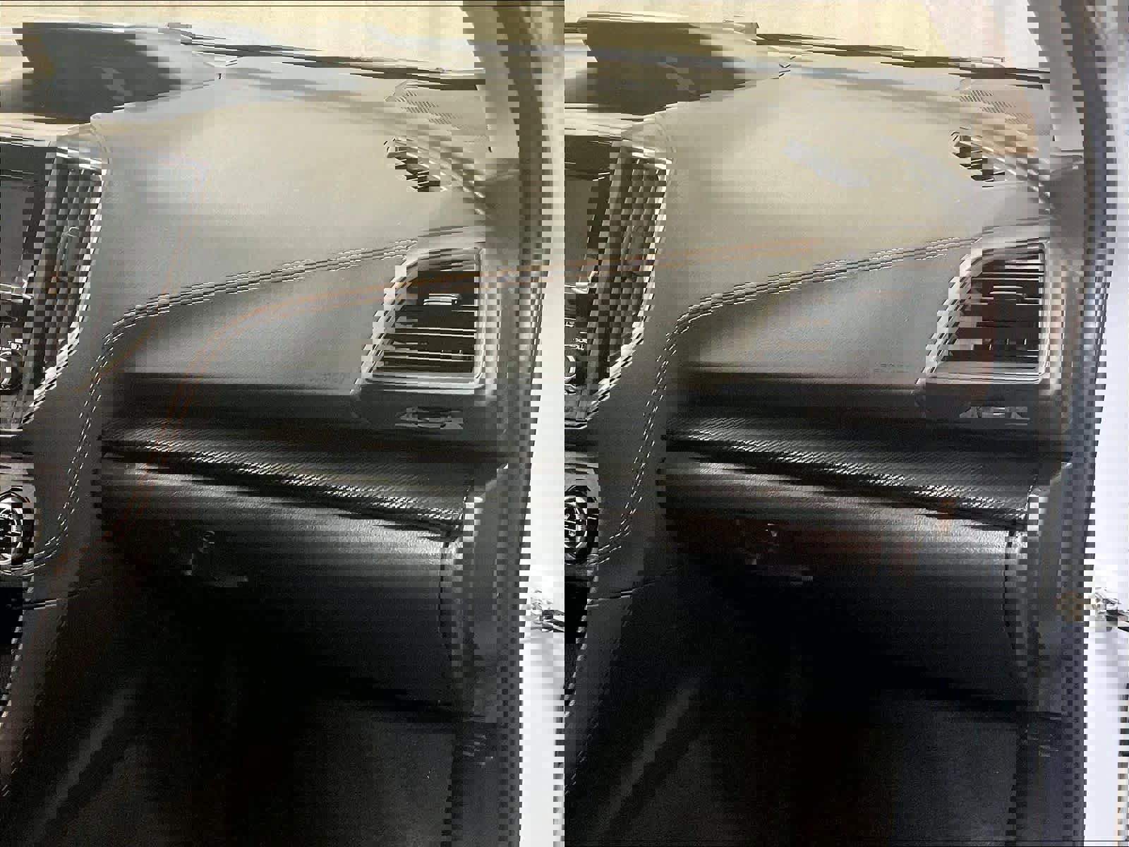 Used 2023 Subaru Crosstrek 2.0i Premium image 13