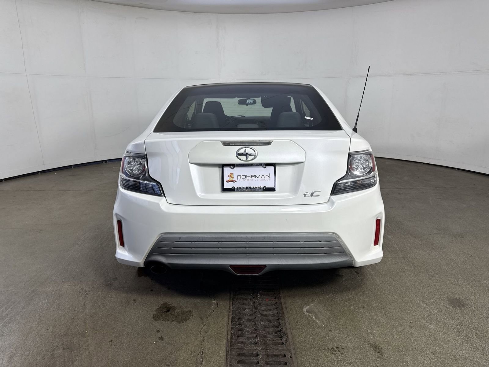 Used 2015 Scion tC image 31