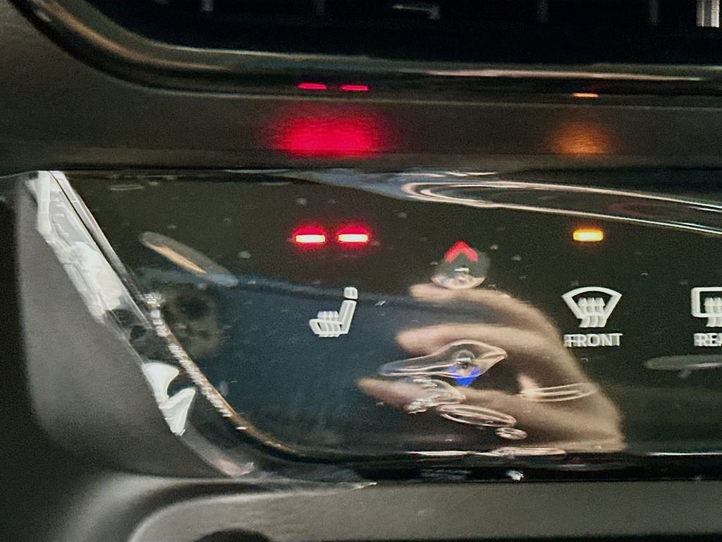 New 2026 Nissan Kicks SR w/ SR Premium Package image 27