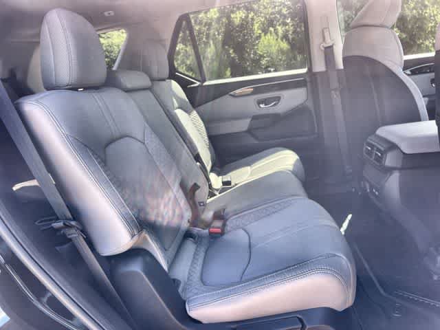 Certified 2023 Honda Pilot LX image 14