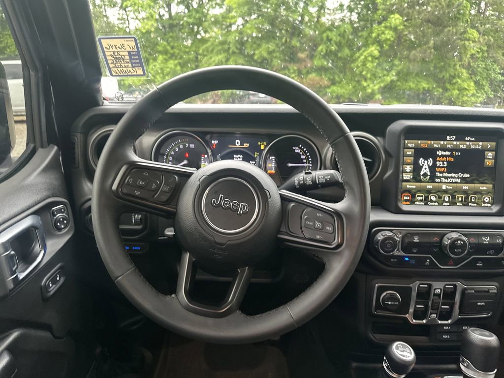 Used 2023 Jeep Wrangler Unlimited w/ Sun & Screen Package AWD/4WD image 24