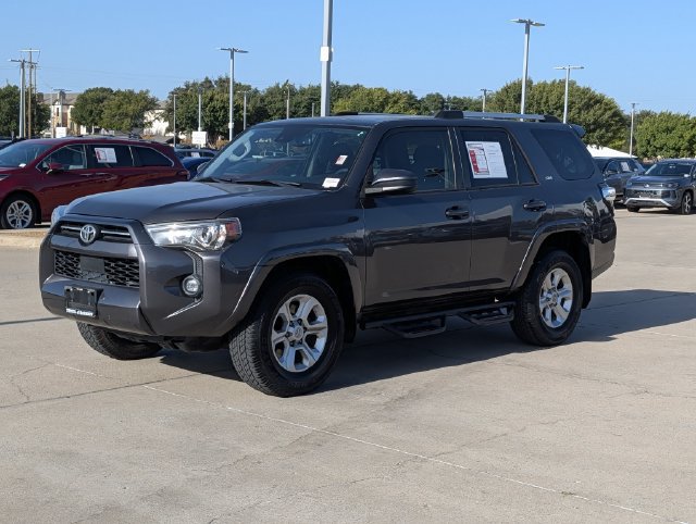 Used 2022 Toyota 4Runner SR5 RWD image 10