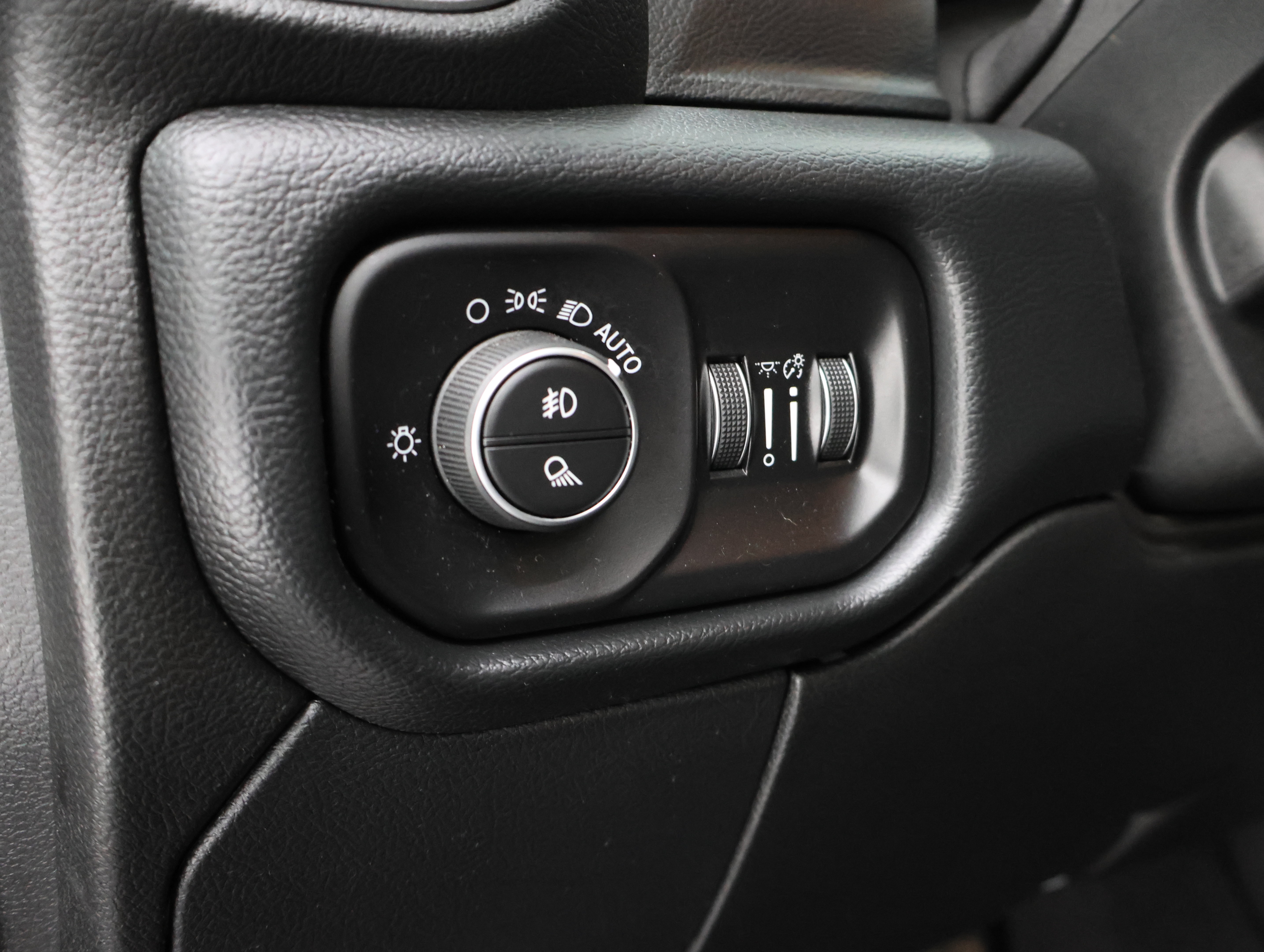 Used 2019 RAM 2500 Big Horn AWD/4WD image 43