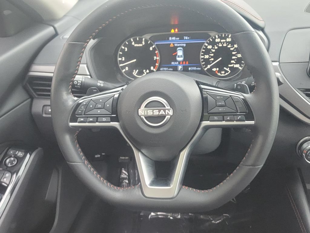 Used 2024 Nissan Altima 2.5 SR FWD image 30
