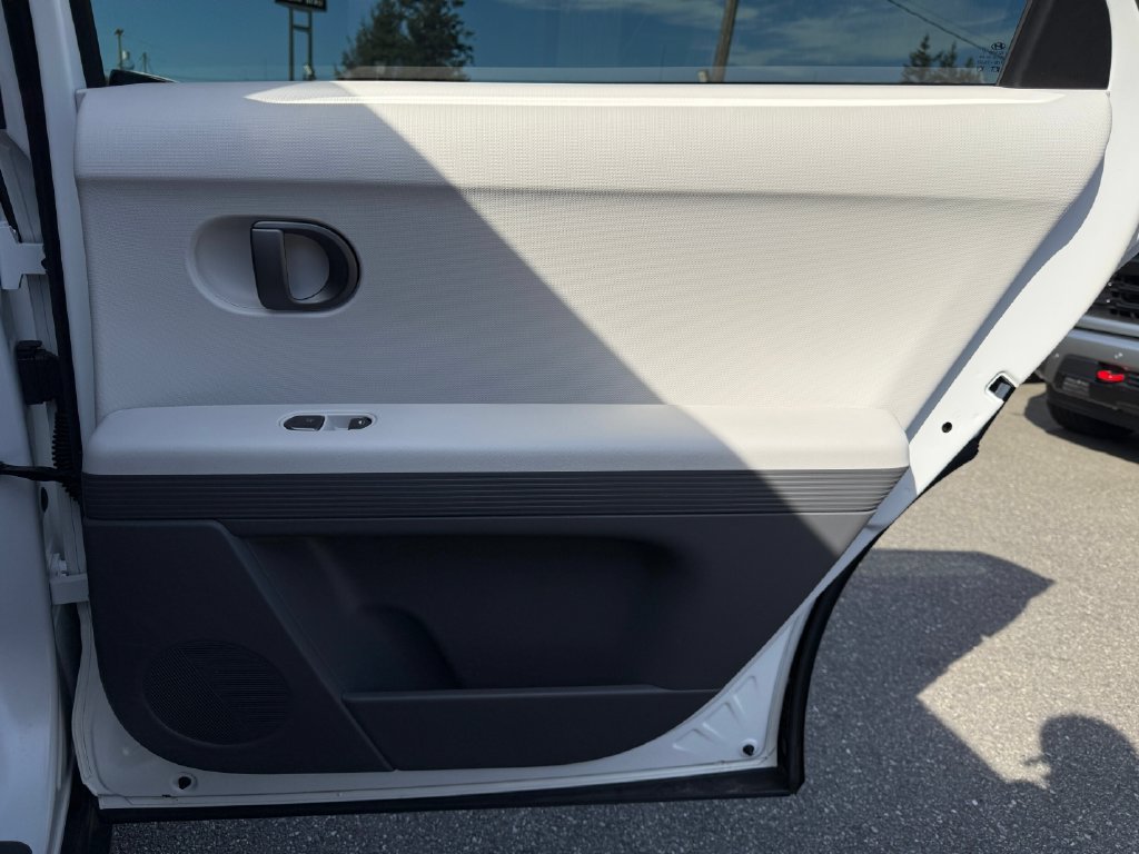 Used 2025 Hyundai Ioniq 5 SEL RWD image 42