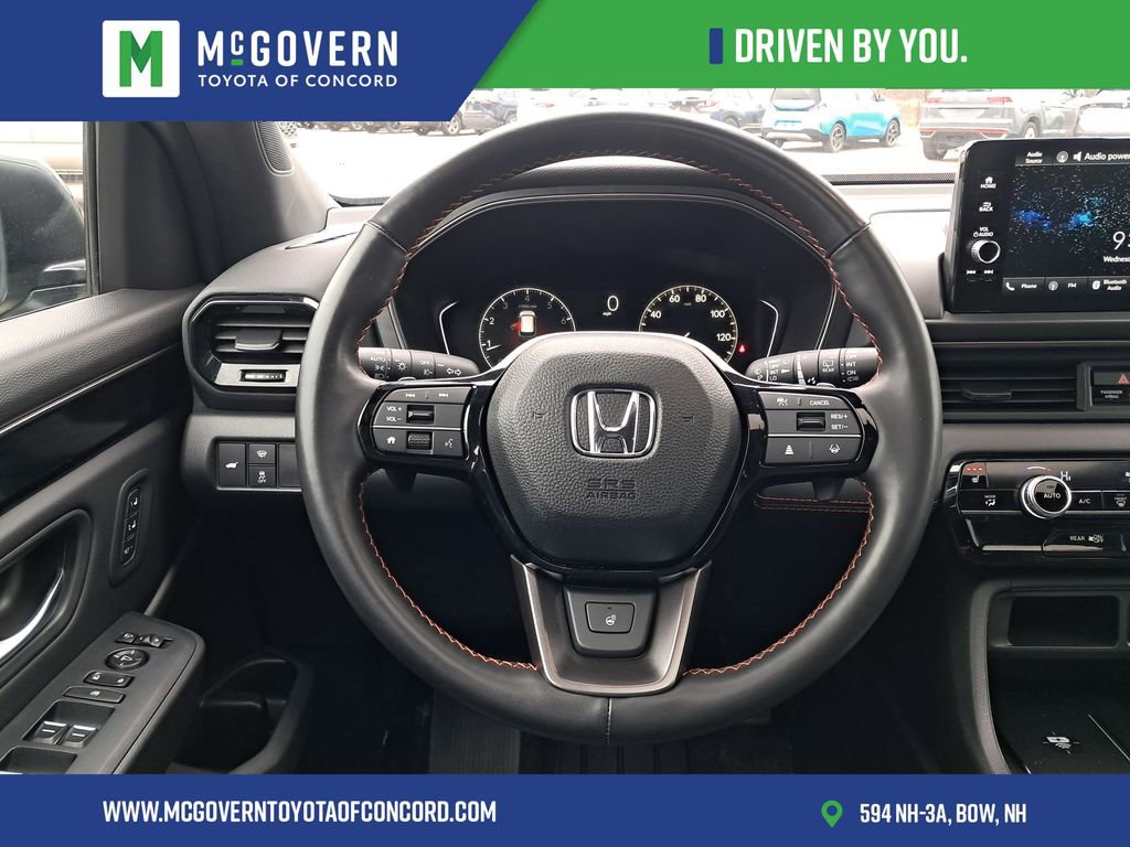Used 2025 Honda Pilot TrailSport image 24