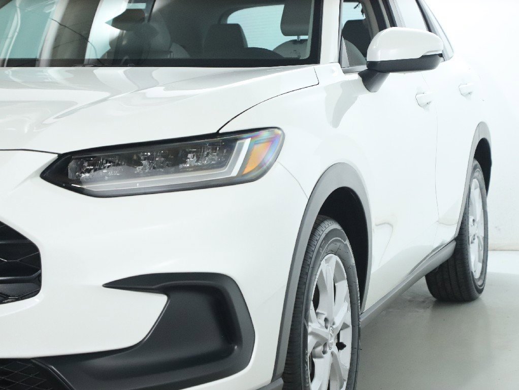 Used 2023 Honda HR-V LX image 4