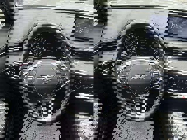 Used 2024 Genesis GV70 3.5T Sport w/ Sport Advanced Package image 17