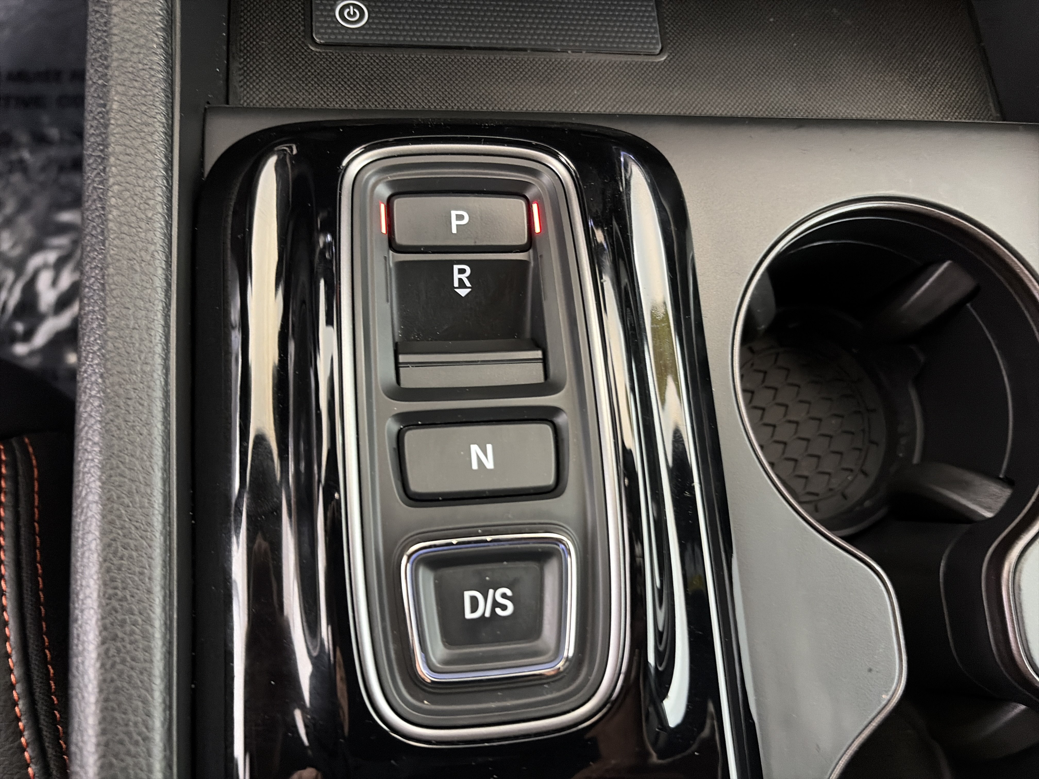Used 2025 Honda Pilot TrailSport image 29