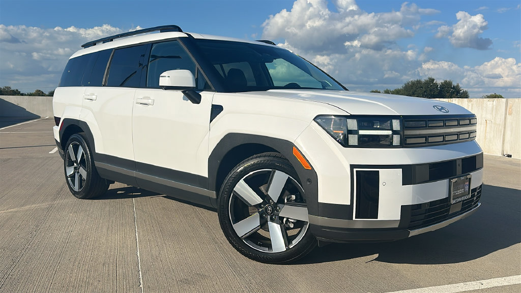 Certified 2025 Hyundai Santa Fe Limited FWD image 6
