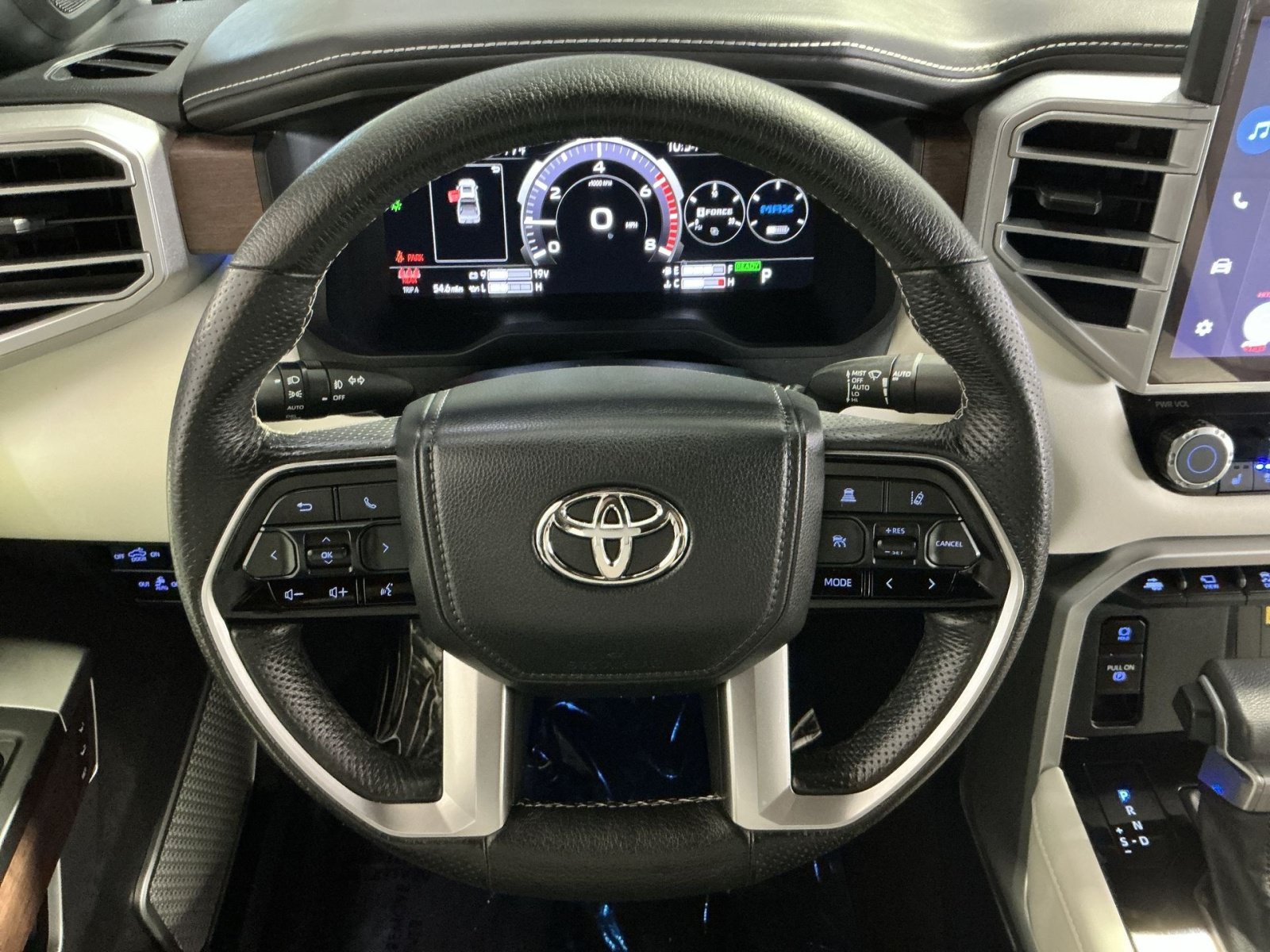 Used 2023 Toyota Tundra Capstone AWD/4WD image 17