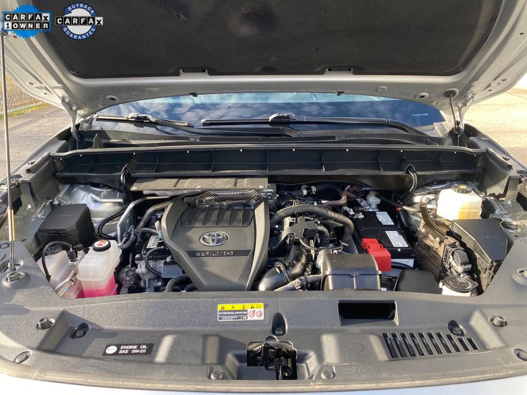 Used 2024 Toyota Highlander LE image 40