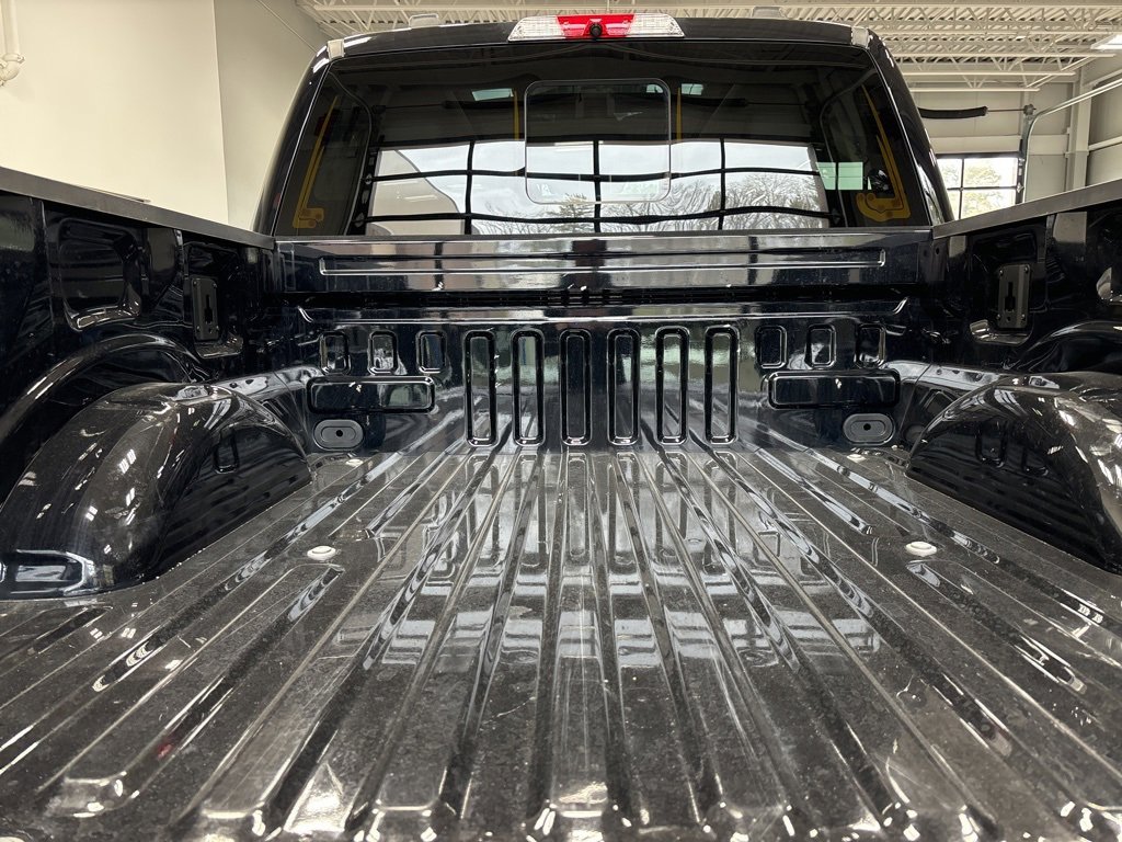 Used 2022 Ford F150 Limited image 10