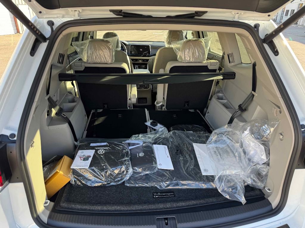 New 2026 Volkswagen Atlas SEL Premium R-Line image 28