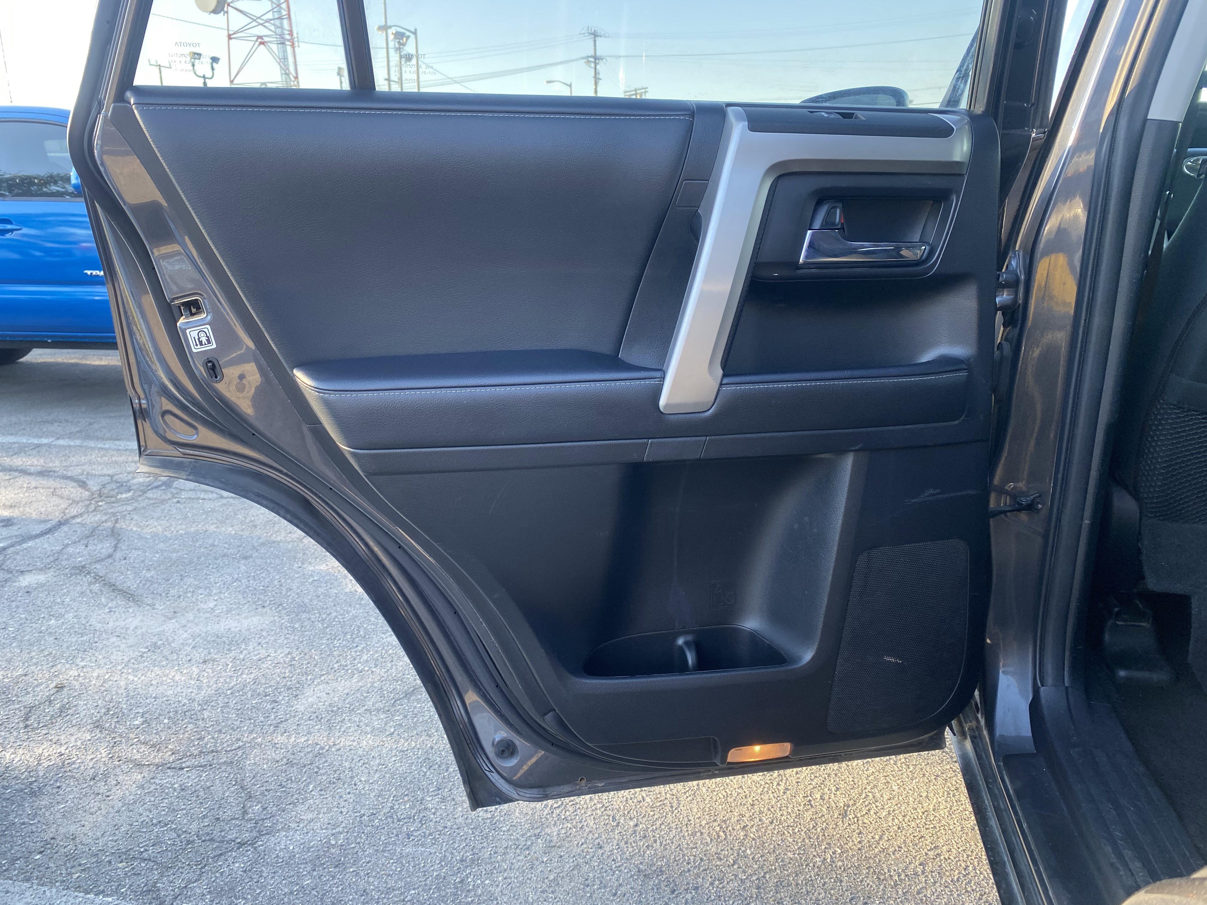 Used 2020 Toyota 4Runner SR5 image 19