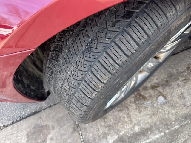 Used 2010 Buick LaCrosse CXL w/ Entertainment Package image 9