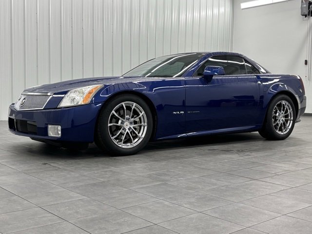 Used 2004 Cadillac XLR image 5