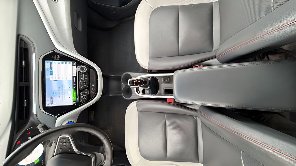 Used 2017 Chevrolet Bolt Premier w/ Driver Confidence II Package image 13