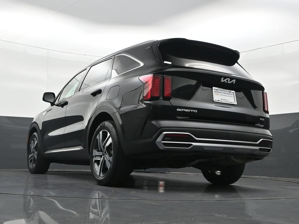 Used 2023 Kia Sorento EX AWD/4WD image 34