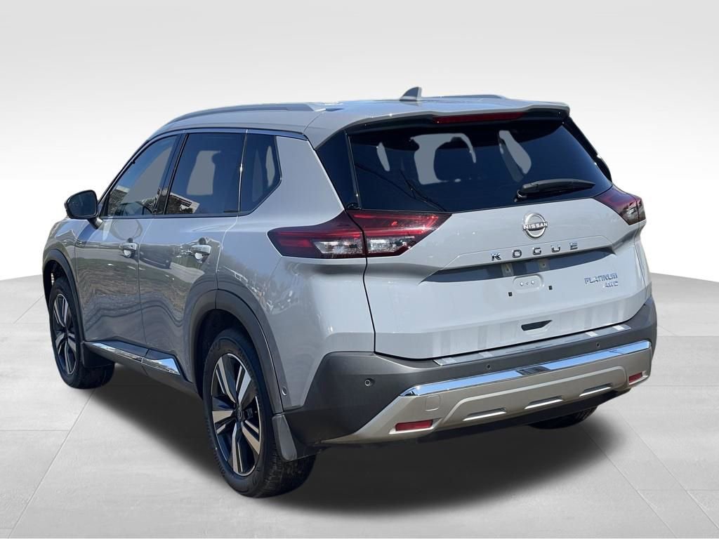 Certified 2023 Nissan Rogue Platinum w/ Platinum Premium Package AWD/4WD image 5
