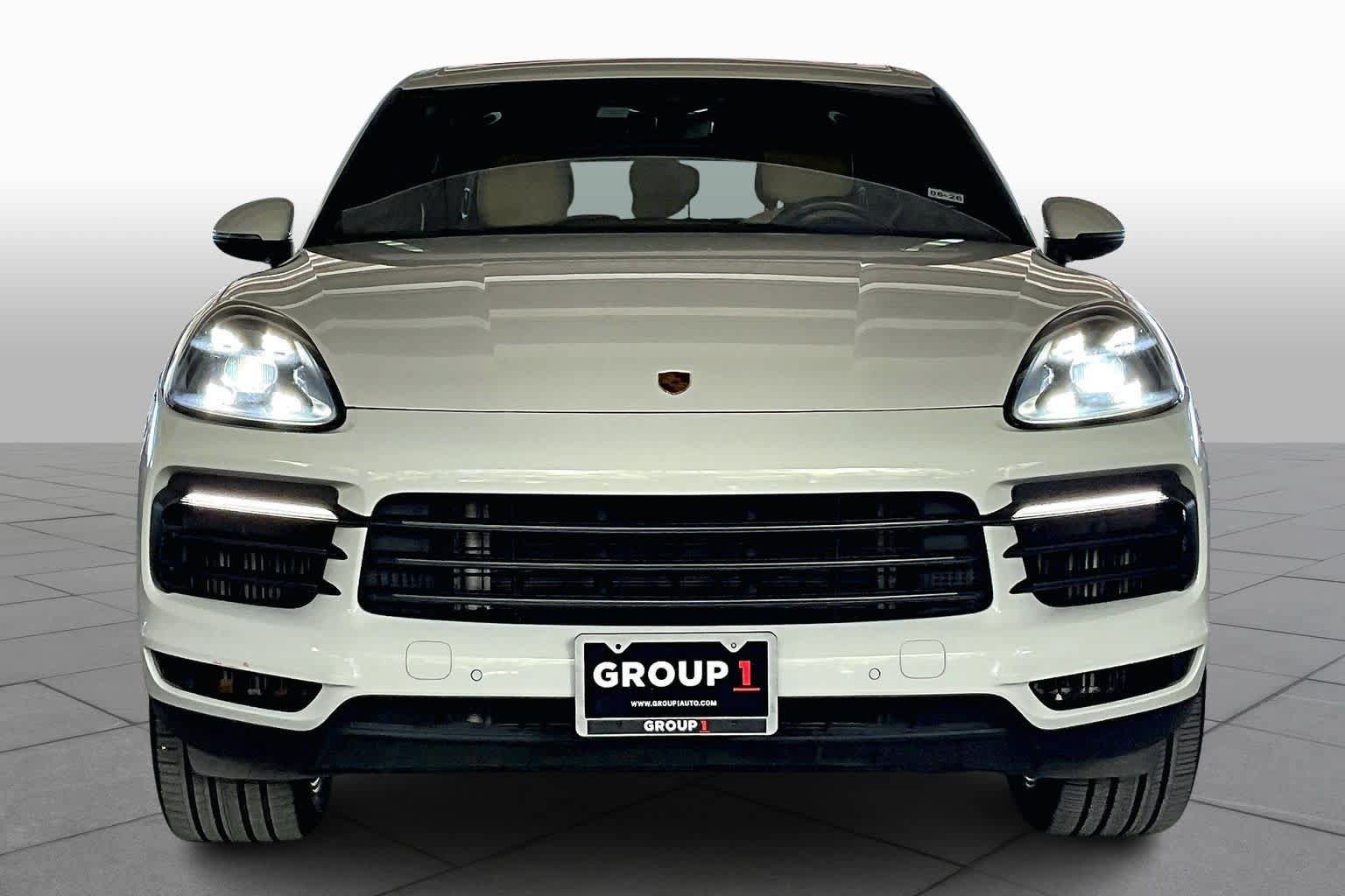 Used 2022 Porsche Cayenne E-Hybrid AWD/4WD image 10