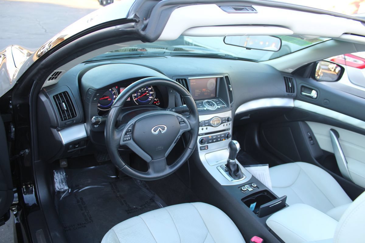 Used 2009 INFINITI G37 Convertible RWD image 20