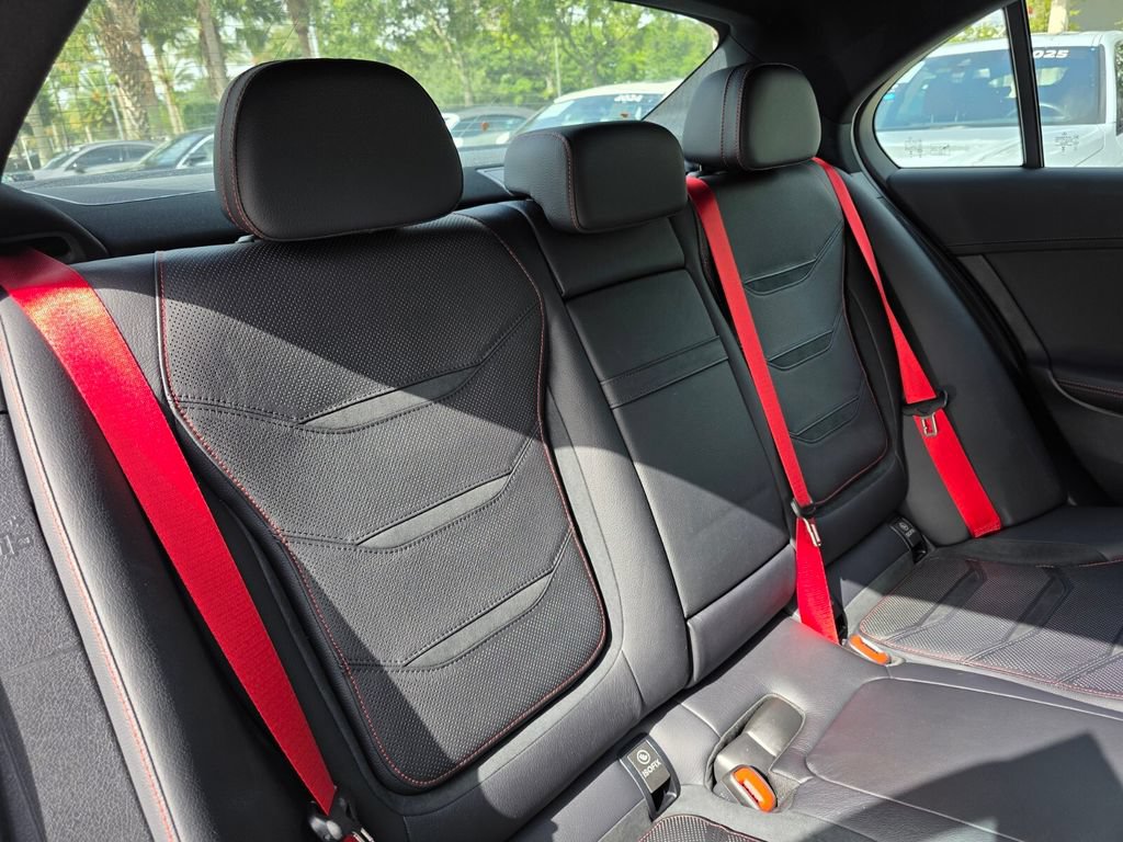Used 2025 Mercedes-Benz C 43 AMG 4MATIC Sedan image 25