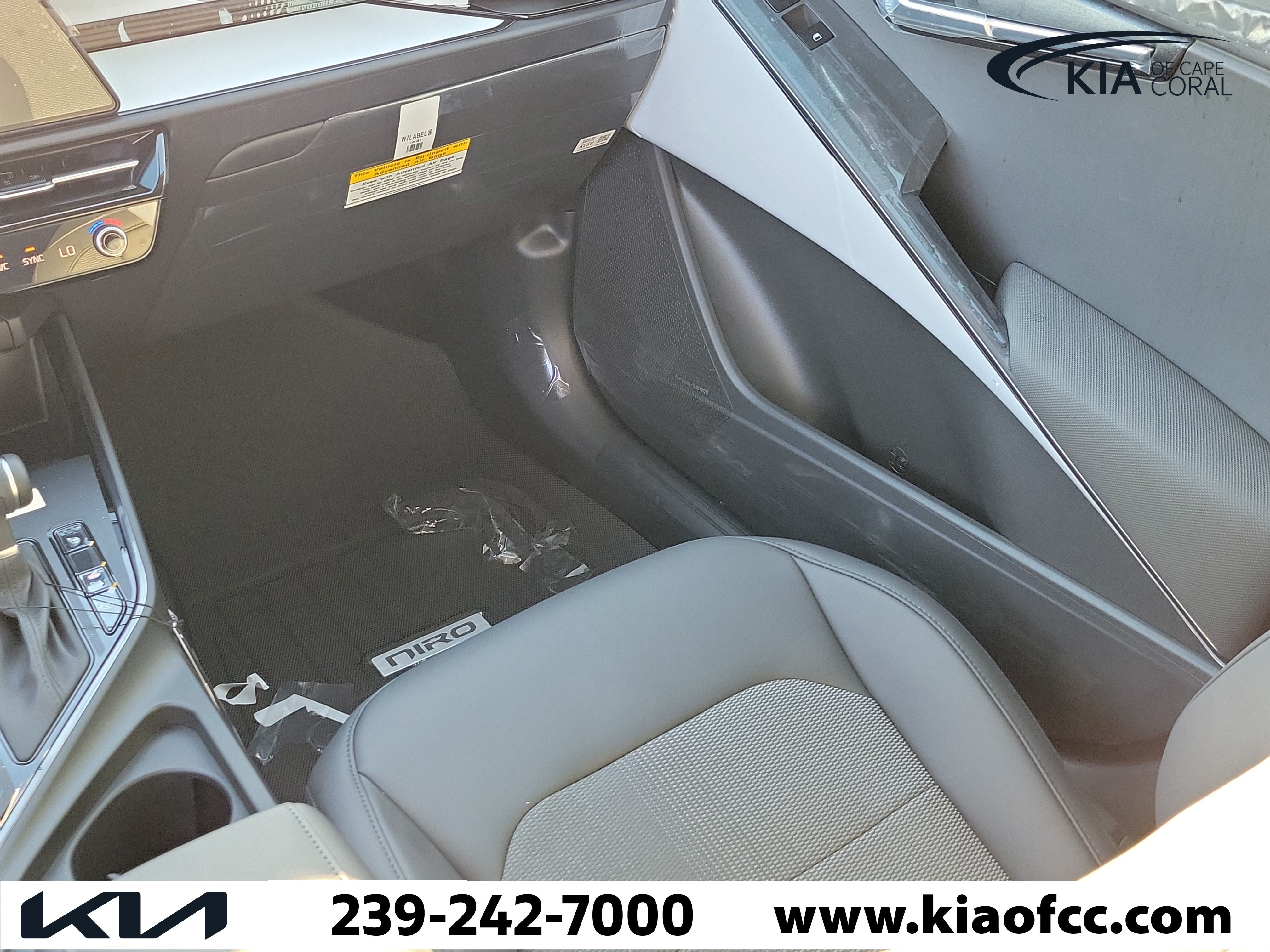 New 2026 Kia Niro EX w/ EX Premium Package FWD image 19