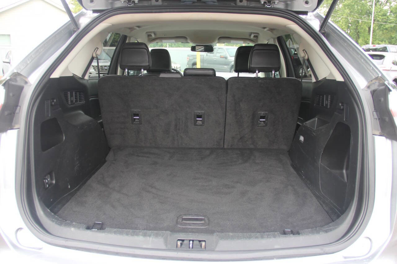 Certified 2022 Ford Edge SEL image 11