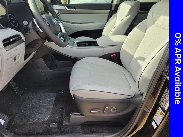 New 2025 Hyundai Palisade SEL image 3