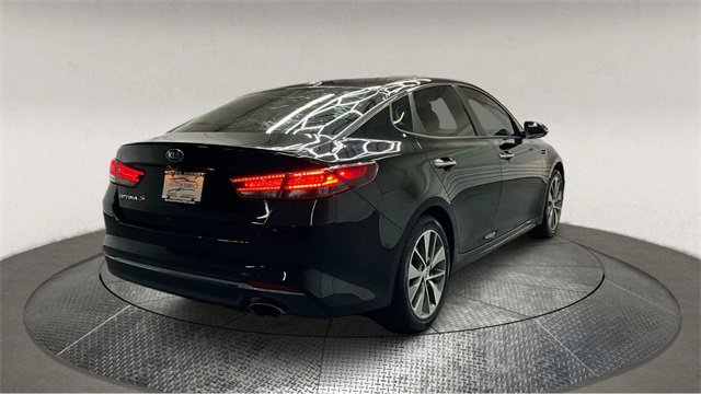 Used 2018 Kia Optima S w/ 18" Alloy Wheels Package image 8