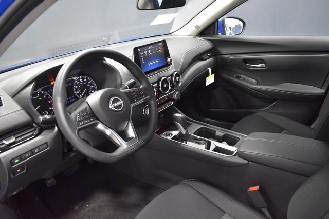 New 2025 Nissan Sentra SV image 4