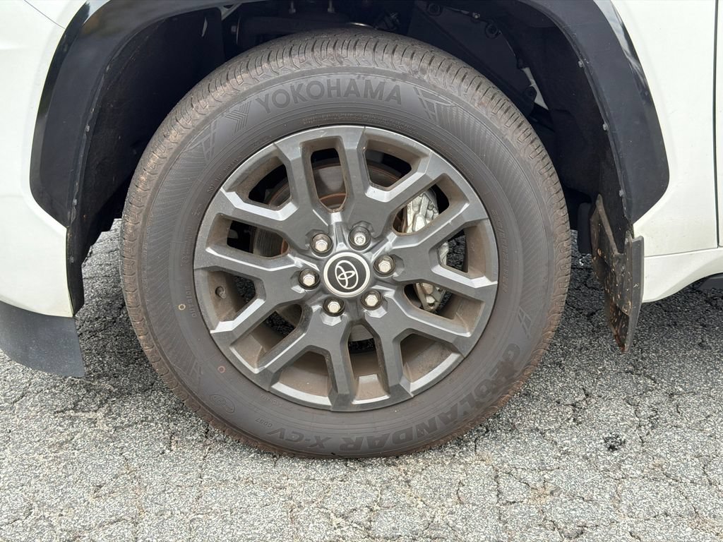 Used 2023 Toyota Sequoia Platinum AWD/4WD image 14