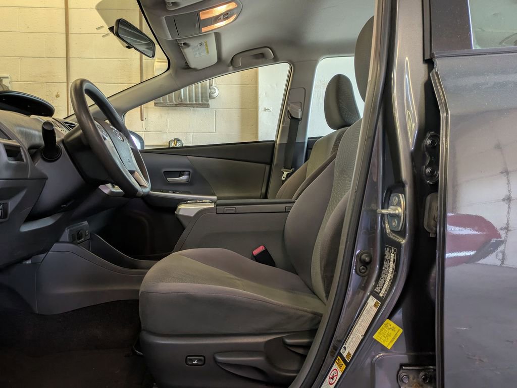 Used 2012 Toyota Prius V Three image 12
