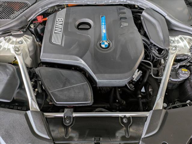 Used 2018 BMW 530e RWD image 23