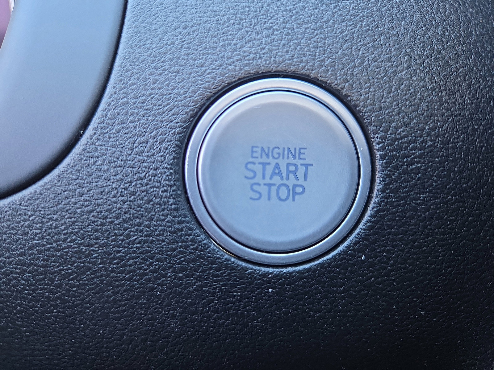 Used 2022 Hyundai Santa Cruz SEL Premium image 26