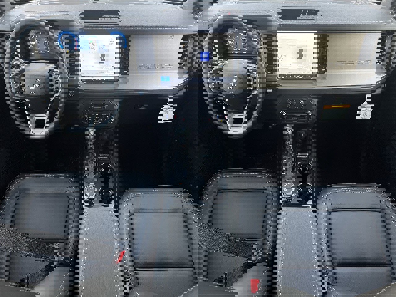 New 2025 Ford Bronco Outer Banks image 2