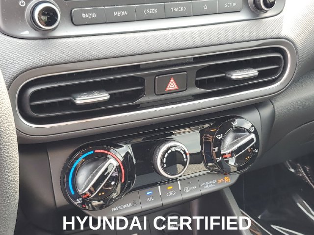 Certified 2022 Hyundai Kona SE FWD image 18