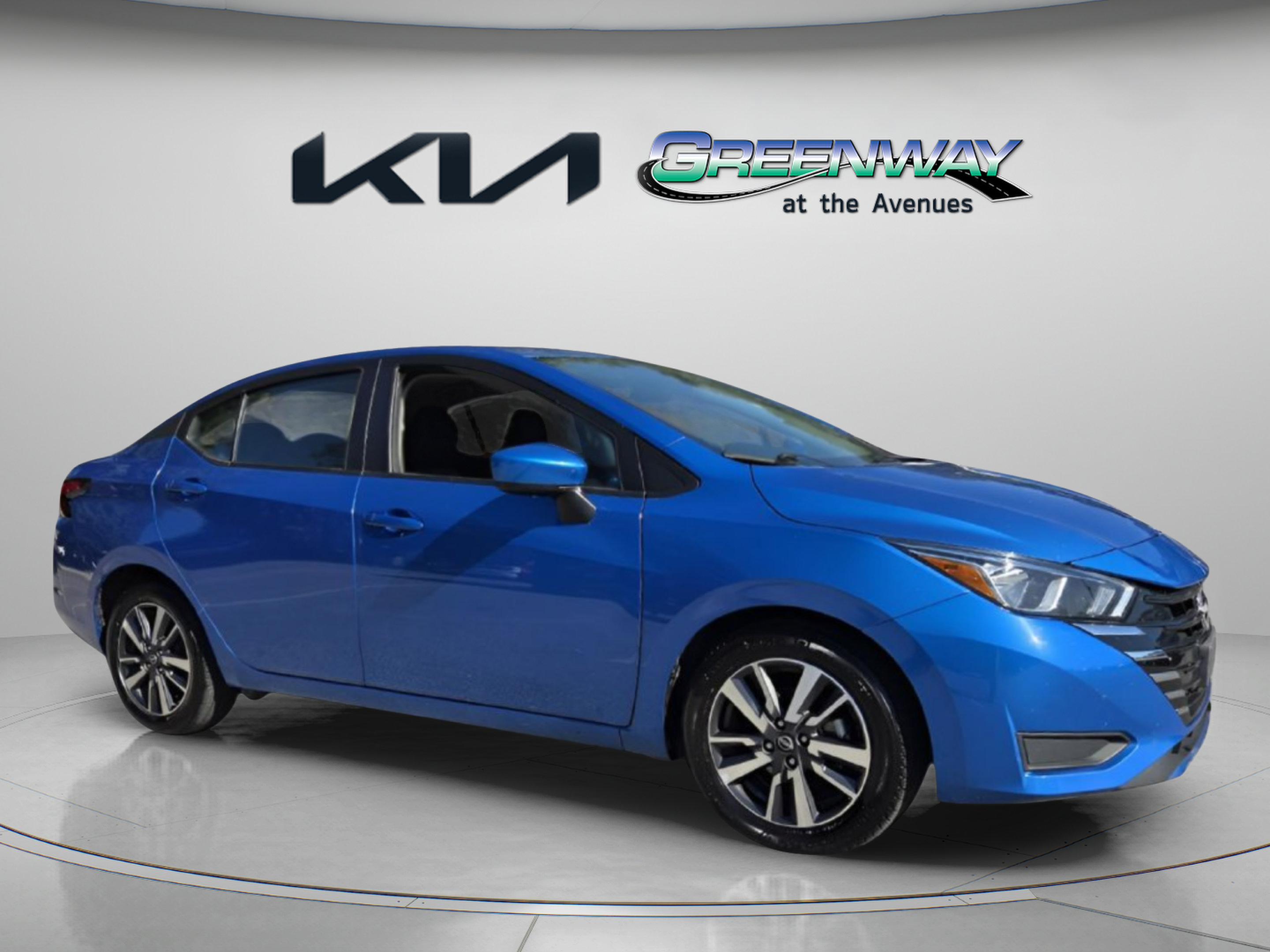Used 2024 Nissan Versa SV FWD image 1